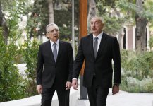 President Ilham Aliyev visits "Khagani" Garden and surrounding areas after improvements and renovations (PHOTO/VIDEO)