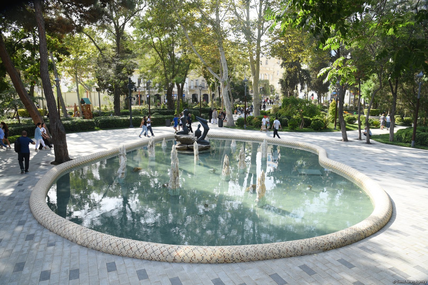 Shots from renovated "Khagani" Garden in Baku (PHOTO)  