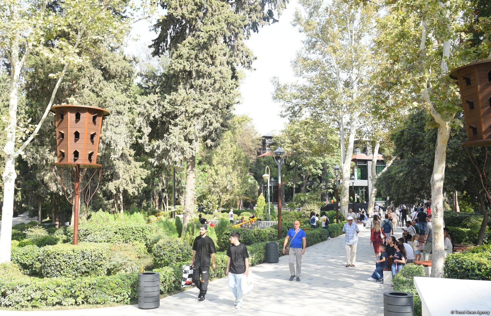 Shots from renovated "Khagani" Garden in Baku (PHOTO)  
