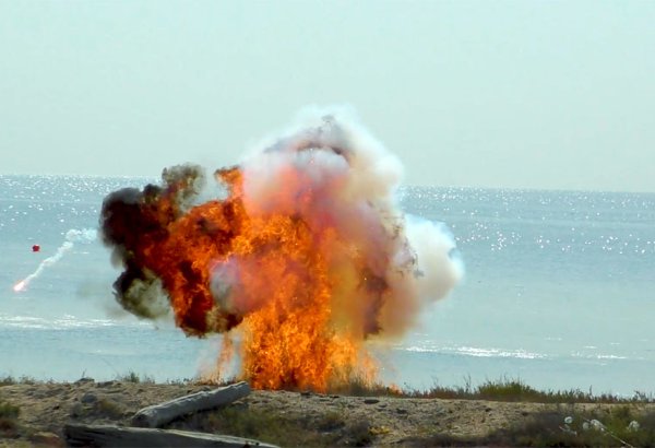 Azerbaijani naval forces dive into explosive ordnance disposal course (VIDEO)