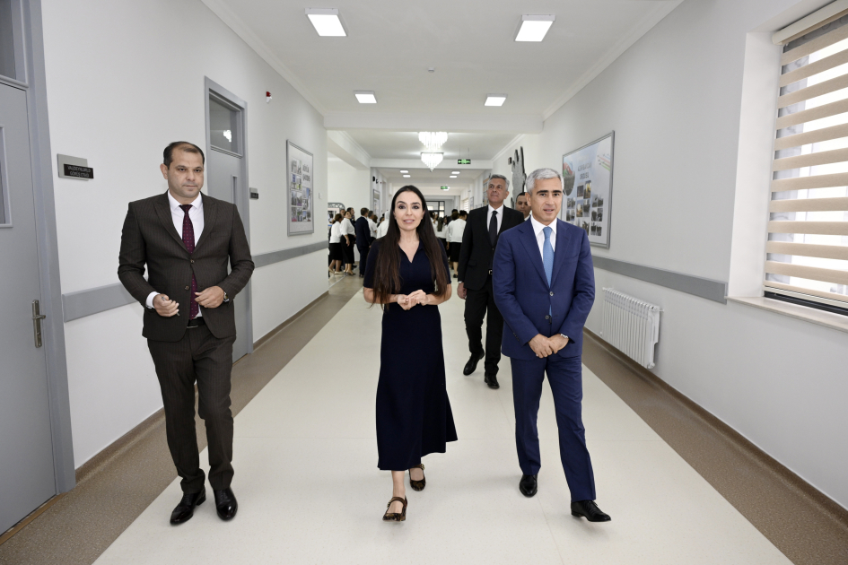 Вице-президент Фонда Гейдара Алиева Лейла Алиева побывала в недавно построенной школе в Билясуварском районе (ФОТО)