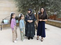 Вице-президент Фонда Гейдара Алиева Лейла Алиева навестила семью Национального героя Мубариза Ибрагимова (ФОТО)