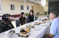 Вице-президент Фонда Гейдара Алиева Лейла Алиева навестила семью Национального героя Мубариза Ибрагимова (ФОТО)