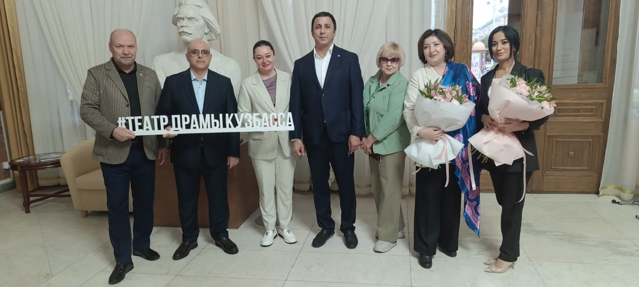 Это было невероятно! Триумфальные гастроли Азербайджанского русского драматического театра в Сибири – откровения актеров (ВИДЕО, ФОТО)
