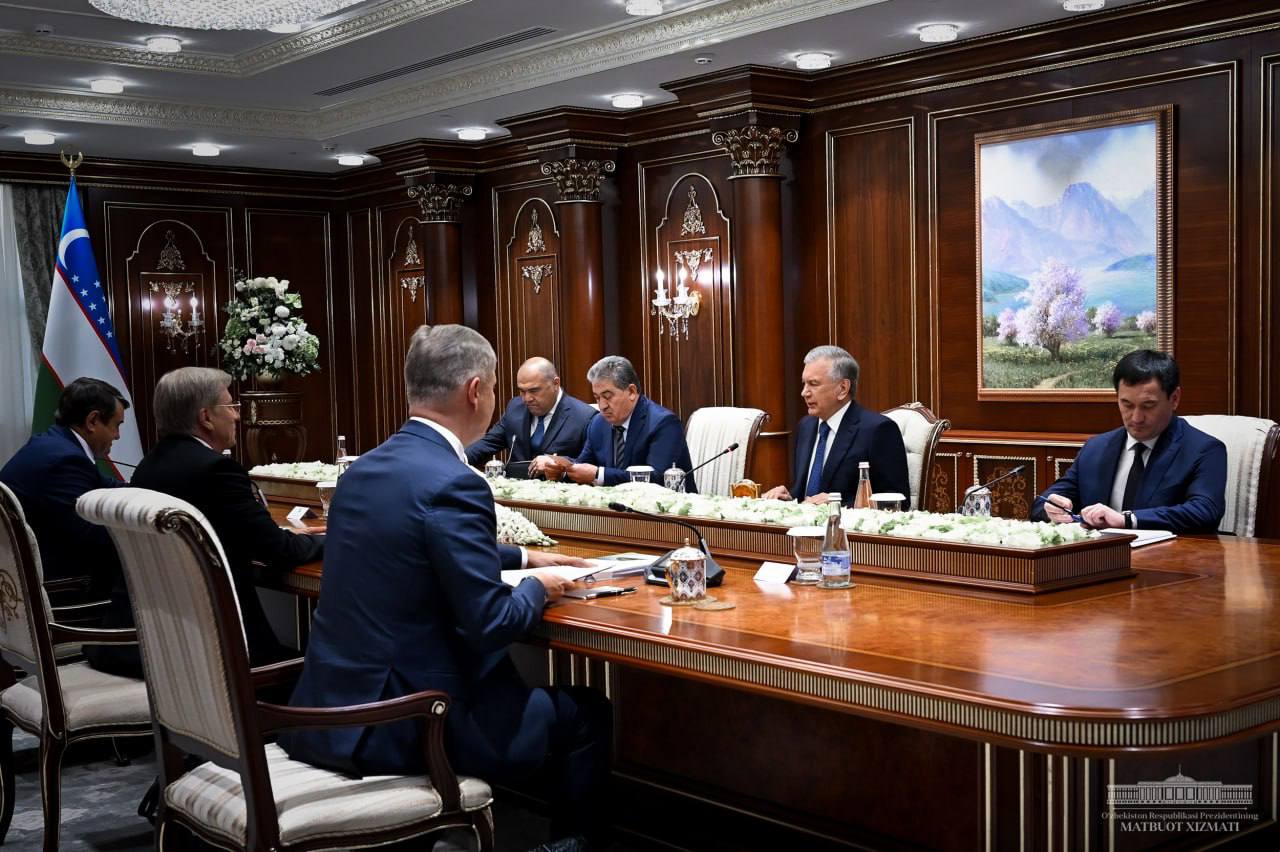 Узбекистан и Россия обсудили развитие транспортных коридоров в Центральной Азии