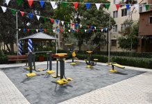 Renovated courtyard handed over to residents with participation of Vice-President of Heydar Aliyev Foundation Leyla Aliyeva (PHOTO)