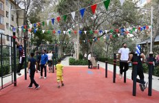 Renovated courtyard handed over to residents with participation of Vice-President of Heydar Aliyev Foundation Leyla Aliyeva (PHOTO)
