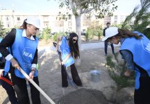 Another tree-planting campaign held with participation of Vice-President of Heydar Aliyev Foundation Leyla Aliyeva and Head of Baku Media Center Arzu Aliyeva (PHOTO)