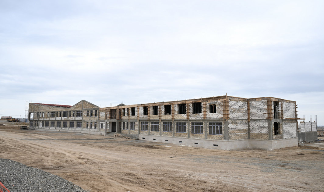 President Ilham Aliyev familiarizes with reconstruction works in Khydyrli village of Aghdam (PHOTO/VIDEO)