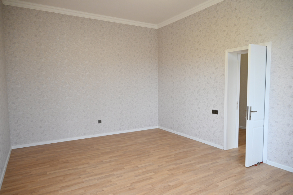 President Ilham Aliyev familiarizes with reconstruction works in Khydyrli village of Aghdam (PHOTO/VIDEO)