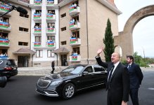 Президент Ильхам Алиев принял участие в открытии после ремонта студенческого общежития Карабахского университета в Ханкенди (ФОТО)