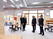 Президент Ильхам Алиев принял участие в открытии после ремонта студенческого общежития Карабахского университета в Ханкенди (ФОТО)