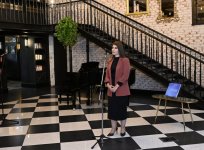 Вице-президент Фонда Гейдара Алиева Лейла Алиева и руководитель Баку Медиа Центра Арзу Алиева приняли участие в презентации учебника «A grammar of contemporary Azerbaijani» в Бакинском книжном центре (ФОТО)