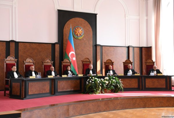 На заседании Конституционного суда Азербайджана утверждены результаты парламентских выборов (ФОТО) (Обновлено)