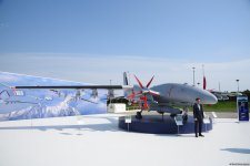 Ударный БПЛА Bayraktar Akıncı представлен на выставке ADEX в Баку (ФОТО)