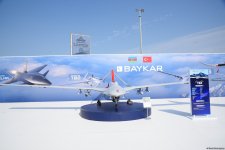 Ударный БПЛА Bayraktar Akıncı представлен на выставке ADEX в Баку (ФОТО)