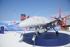 Ударный БПЛА Bayraktar Akıncı представлен на выставке ADEX в Баку (ФОТО)