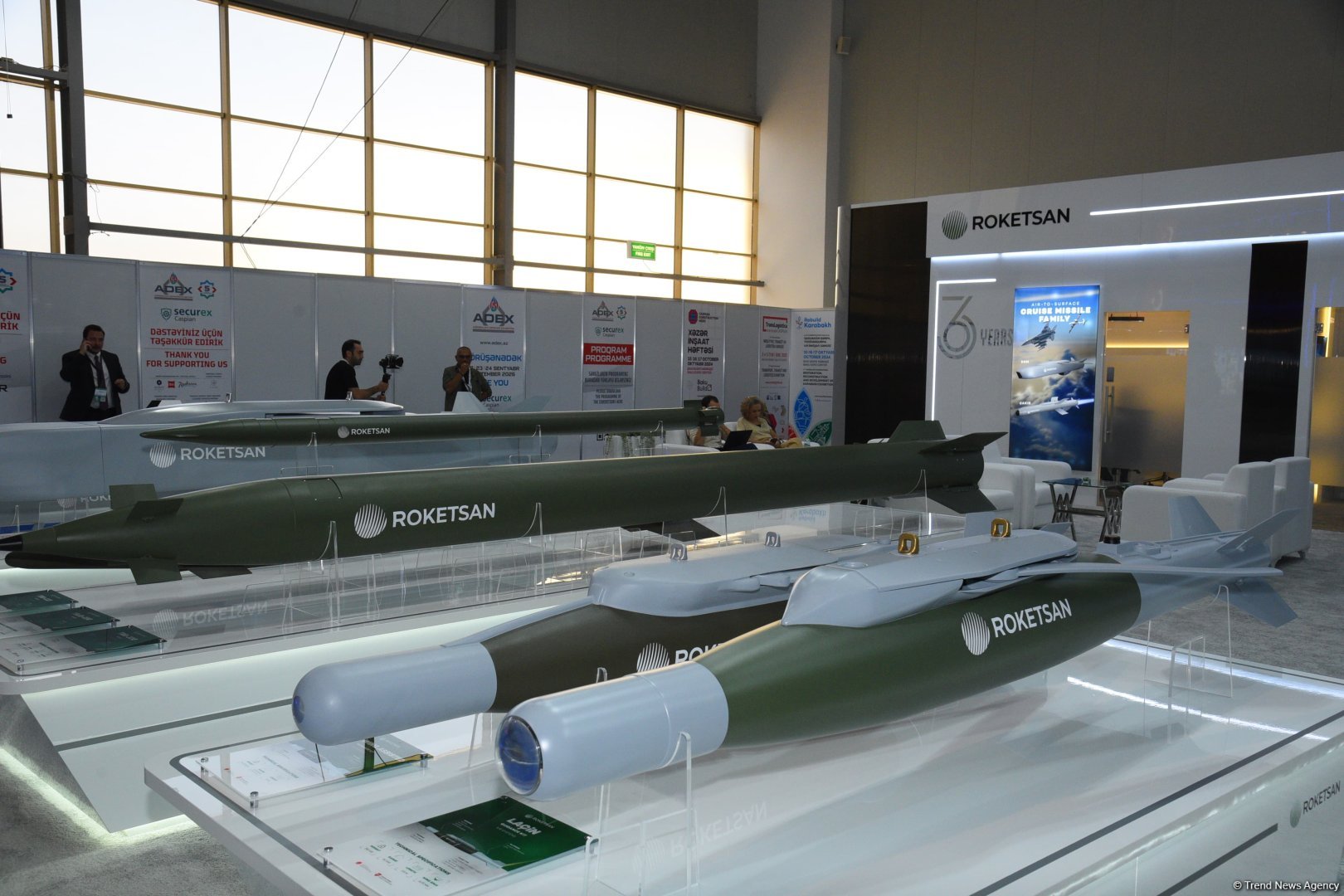 В Баку стартовал второй день международной оборонной выставки "ADEX" (ФОТО)