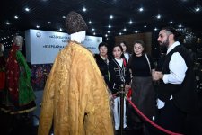 Жемчужины искусства Азербайджана в Казахстане – ковры, картины,  гурама, кялагаи, мода (ФОТО)