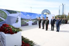Представители государства и правительства, депутаты посетили в Баку строящийся Парк Победы (ФОТО)