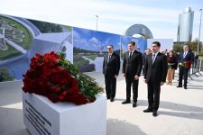 Представители государства и правительства, депутаты посетили в Баку строящийся Парк Победы (ФОТО)
