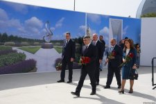 Представители государства и правительства, депутаты посетили в Баку строящийся Парк Победы (ФОТО)