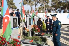 Азербайджанский народ чтит память шехидов Отечественной войны (ФОТО)