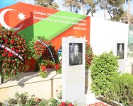 Азербайджанский народ чтит память шехидов Отечественной войны (ФОТО)