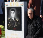 Азербайджанский народ чтит память шехидов Отечественной войны (ФОТО)