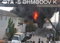 Потушен пожар в цехе по производству красок в Баку (ВИДЕО/ФОТО)