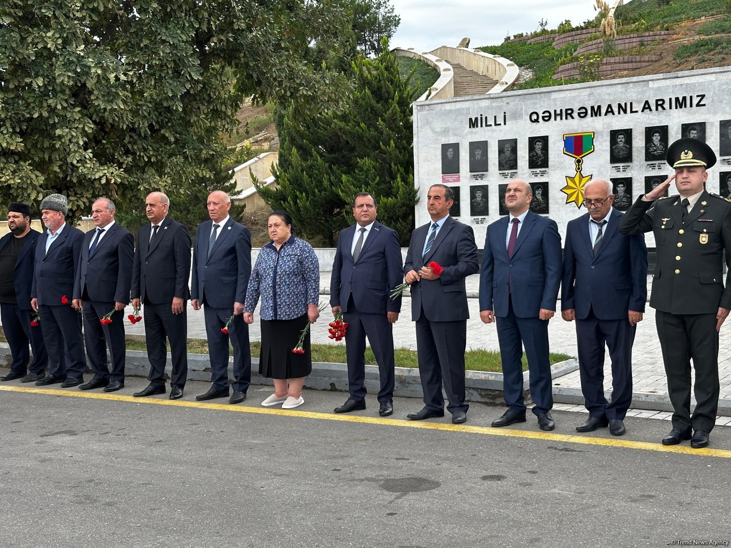 Жители Агдама чтят память шехидов 44-дневной Отечественной войны (ФОТО)