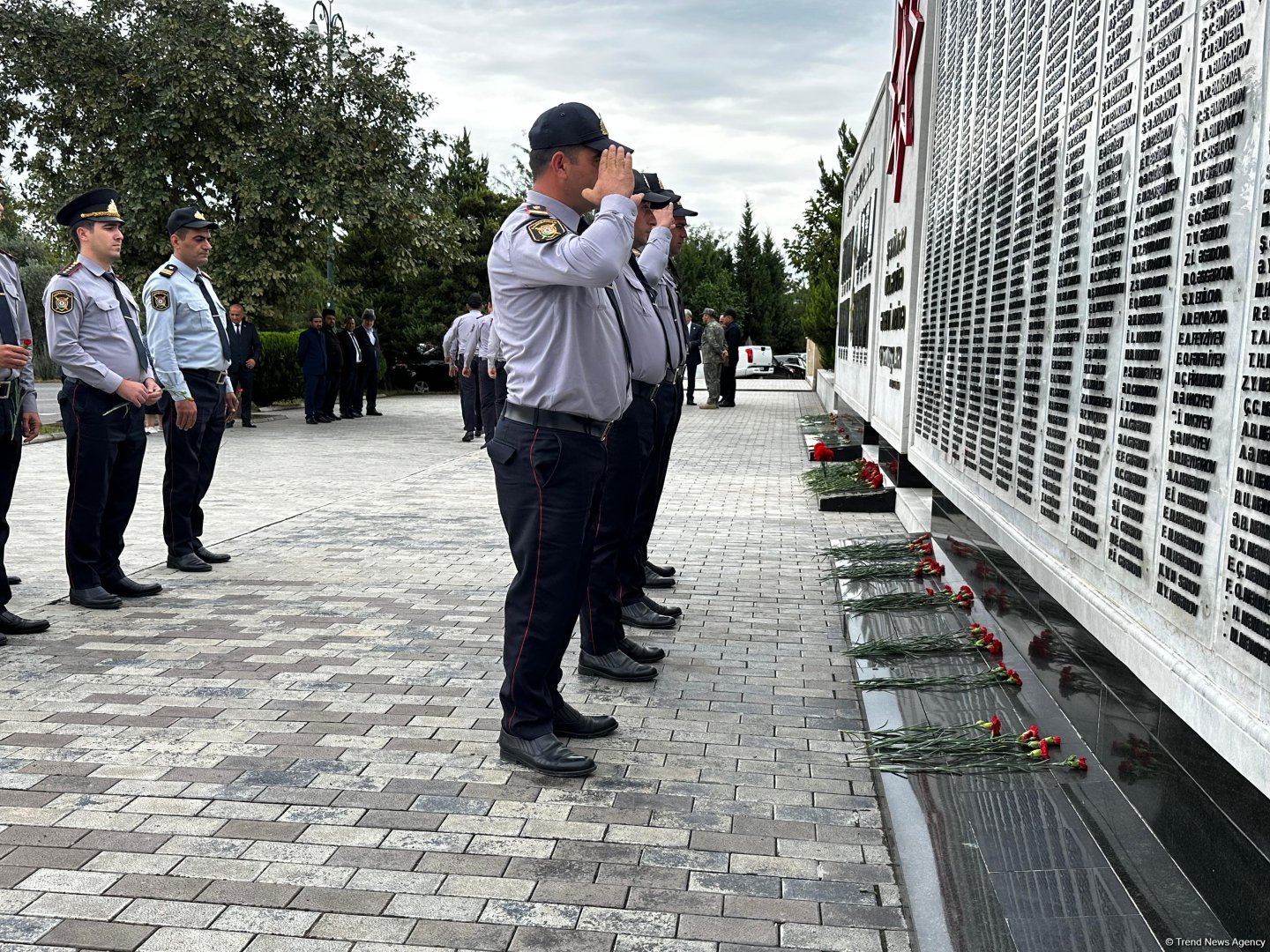 Жители Агдама чтят память шехидов 44-дневной Отечественной войны (ФОТО)