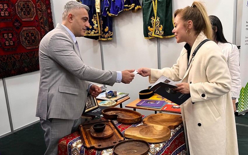 Kyrgyzstan promotes Azerbaijan's tourism potential at int'l exhibition