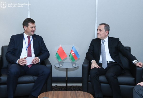 Azerbaijan, Belarus FMs discuss various aspects of strategic partnership relations (PHOTO)