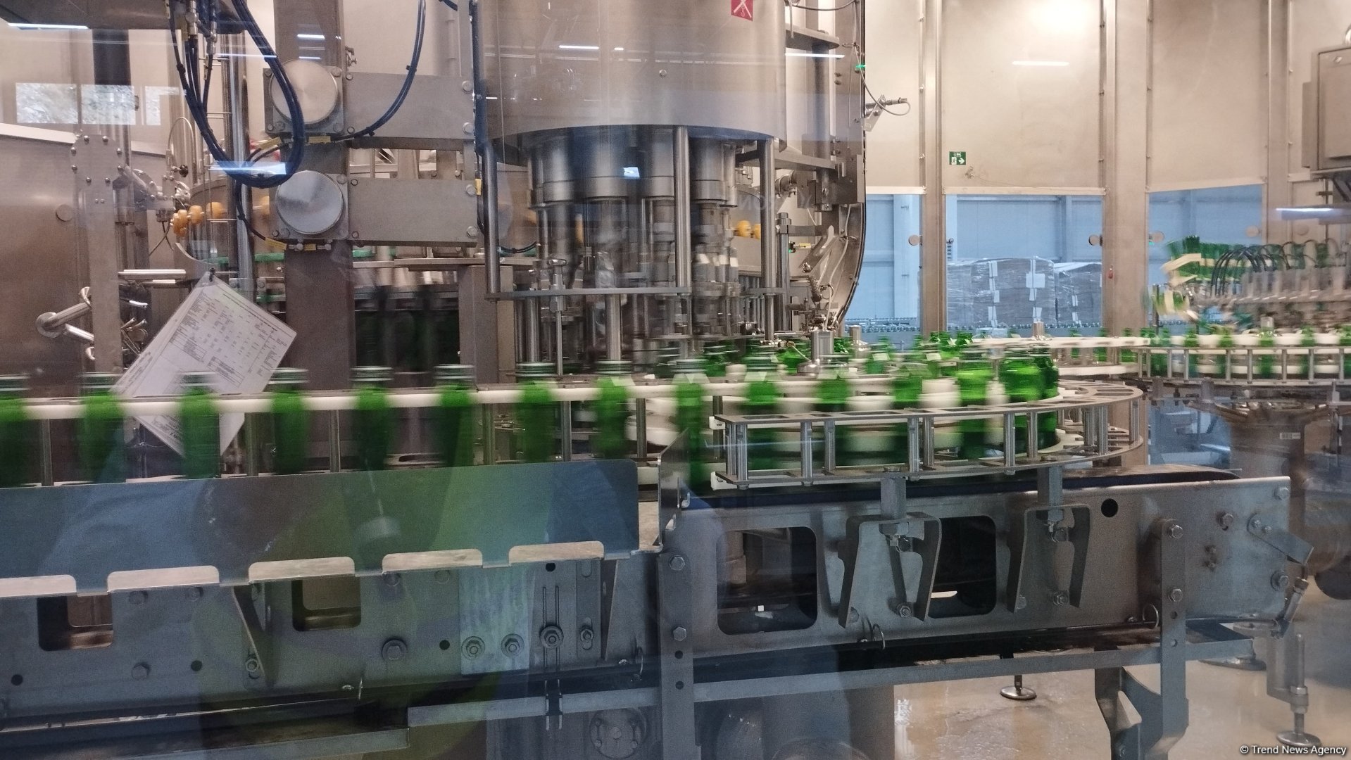 How does Azerbaijan's Kalbajar produce Istisu mineral water? (PHOTO/VIDEO)