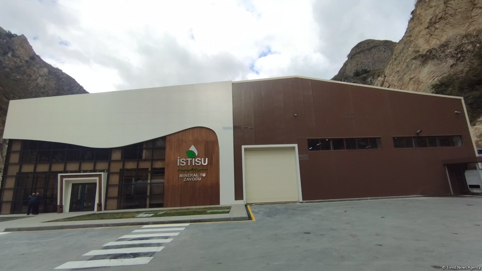 How does Azerbaijan's Kalbajar produce Istisu mineral water? (PHOTO/VIDEO)