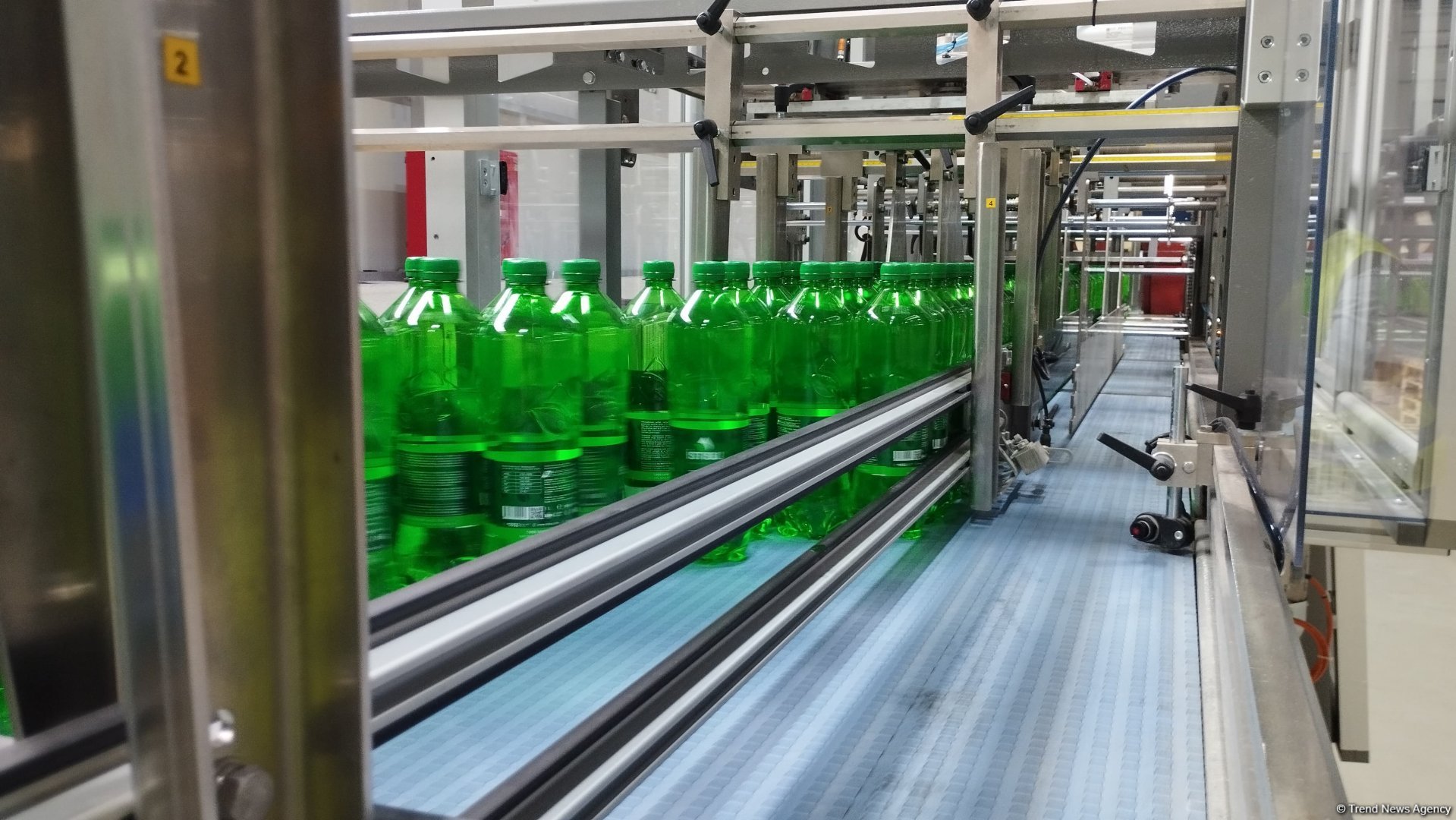 How does Azerbaijan's Kalbajar produce Istisu mineral water? (PHOTO/VIDEO)