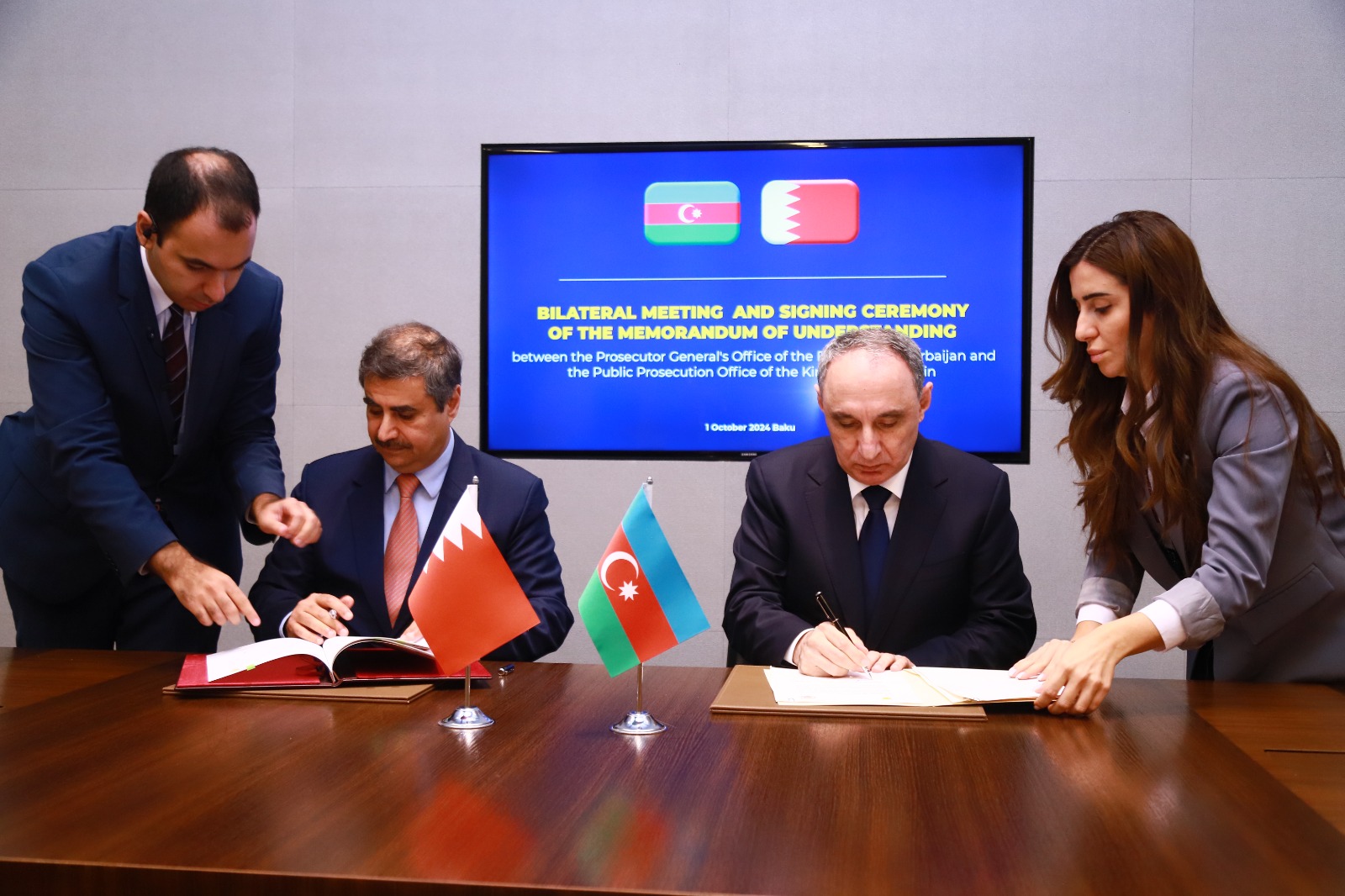 Между Генеральными прокуратурами Азербайджана и Бахрейна подписан меморандум
