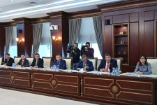 Состоялось заседание комитета парламента Азербайджана по здравоохранению (ФОТО)