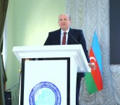 В UNEC стартовала международная конференция «Зеленая экономика: наука, образование, технология и инновация» (ФОТО)