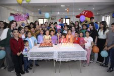 Фонд Гейдара Алиева организовал празднества в детских домах (ФОТО)