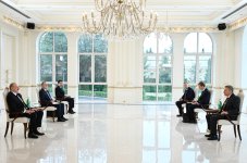 Президент Ильхам Алиев принял верительные грамоты новоназначенного посла Дании в Азербайджане (ФОТО/ВИДЕО)