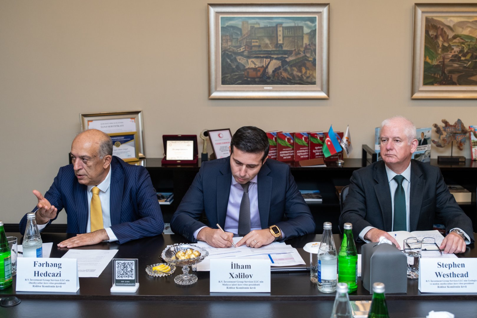 ЗАО "AzerGold" состоялось первое заседание нового руководящего комитета в рамках Соглашения о распределении добычи (ФОТО)