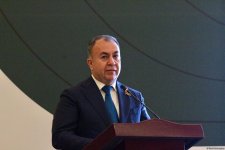 В Баку состоялся форум на тему "Зеленые" финансы и устойчивое развитие" (ФОТО)