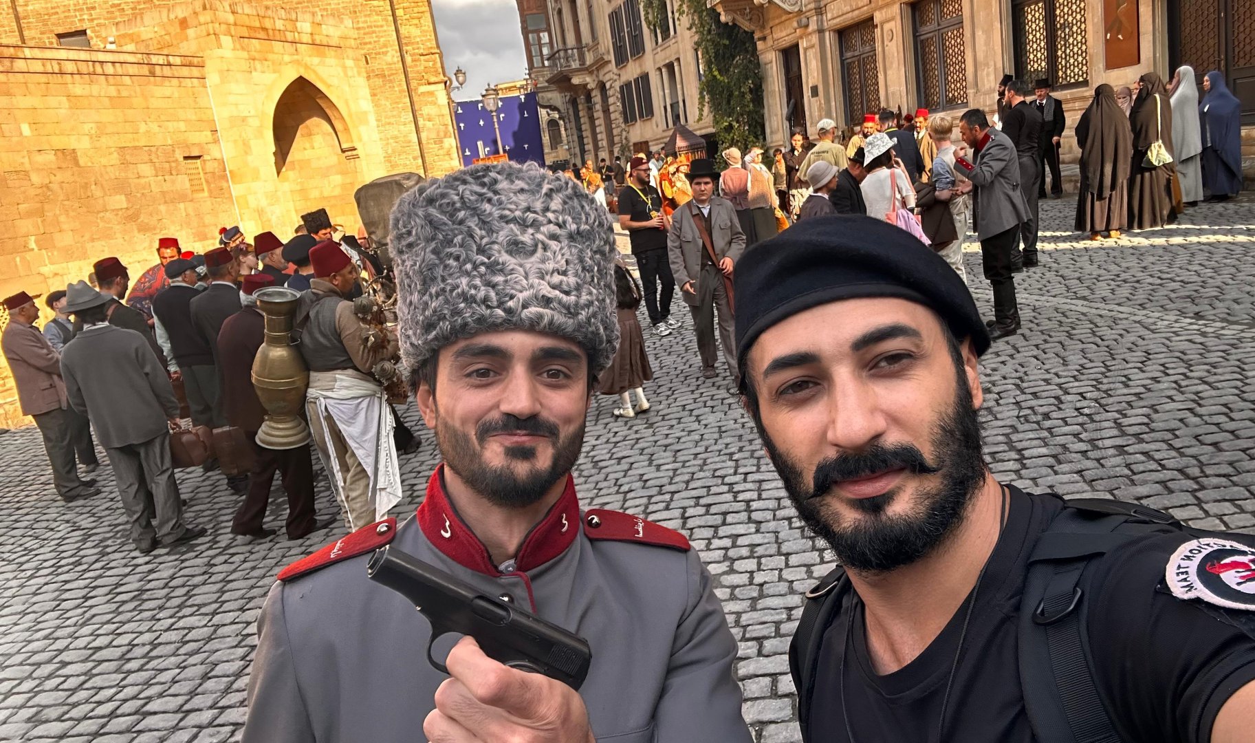 В Баку снимается сериал "Изгои" о тяжелой судьбе русских офицеров в эмиграции (ФОТО)