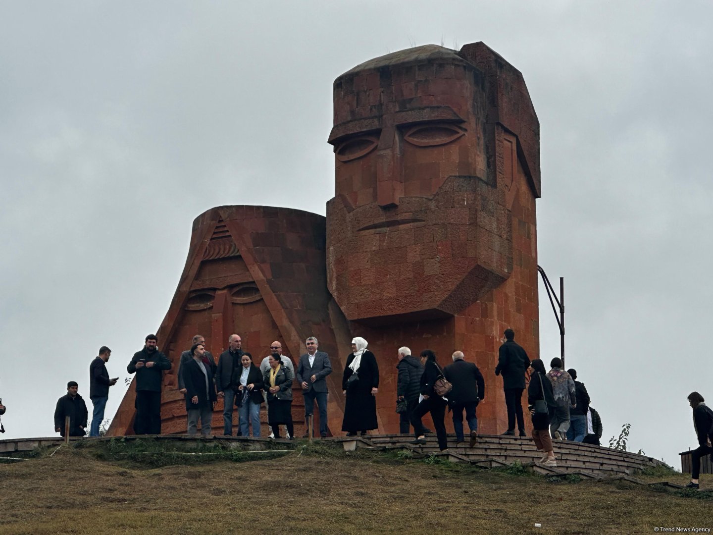 Завершился визит в Ханкенди группы азербайджанцев из Грузии (ФОТО)