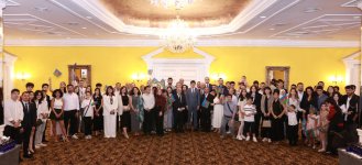 Древняя музыкальная культура Азербайджана представлена в Малайзии и Сингапуре (ФОТО)
