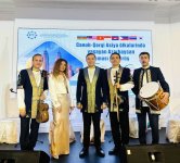 Древняя музыкальная культура Азербайджана представлена в Малайзии и Сингапуре (ФОТО)