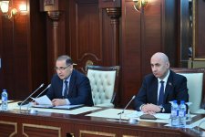 Прошло заседание комитета по экономической политике, промышленности и предпринимательству парламента Азербайджана (ФОТО)