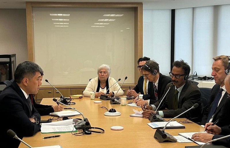 Kyrgyzstan hammering out implementation of digital currency with IMF